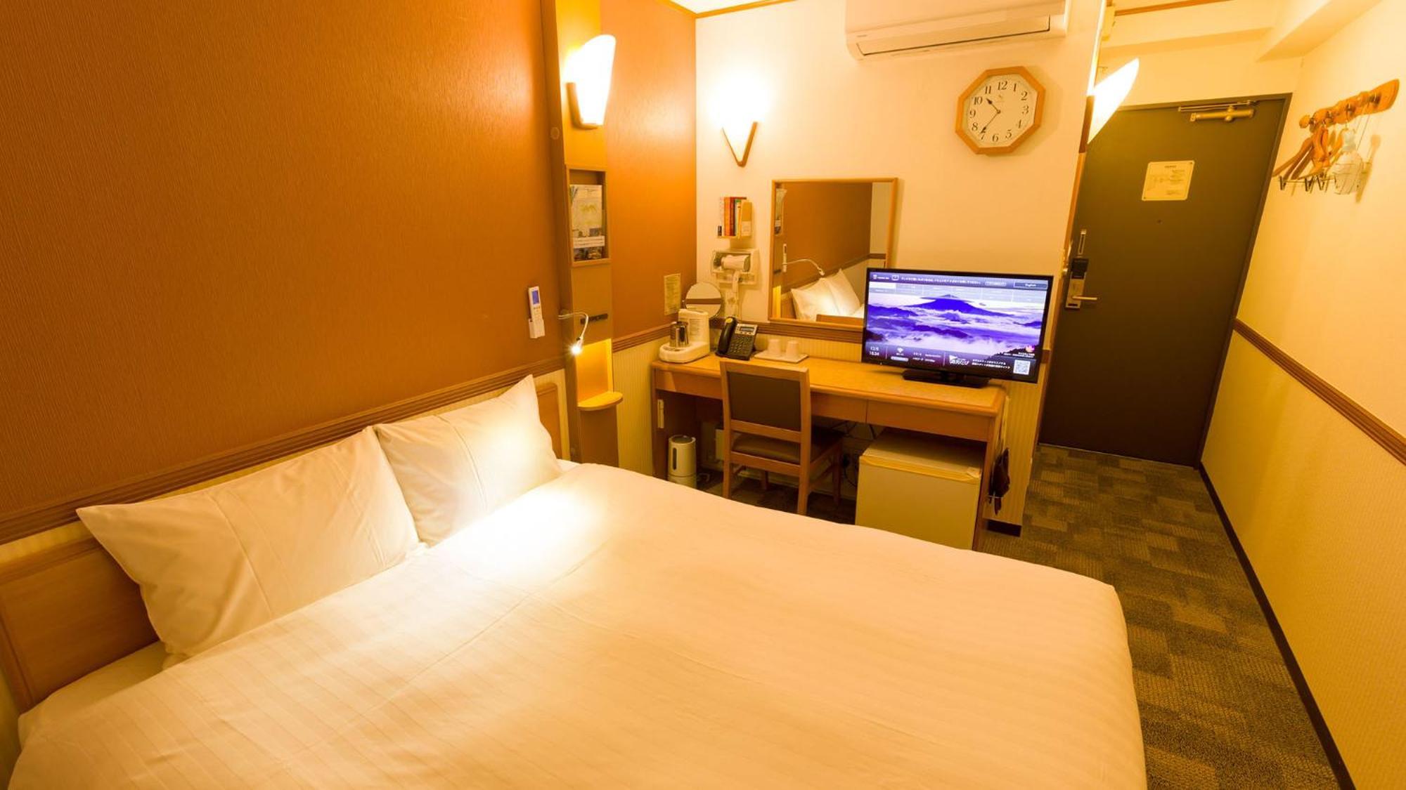 Toyoko Inn Hirosaki Ekimae Номер фото
