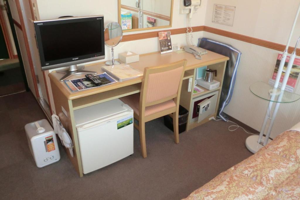 Toyoko Inn Hirosaki Ekimae Номер фото